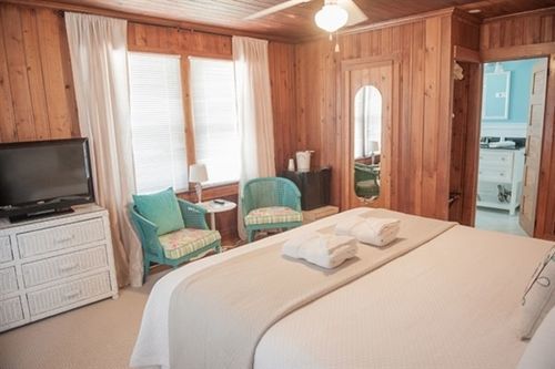 קיל דוויל הילס Cypress House Inn מראה חיצוני תמונה