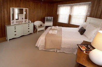 קיל דוויל הילס Cypress House Inn מראה חיצוני תמונה